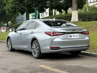 Lexus ES 2024, 19000 км, за 26492.19 USD