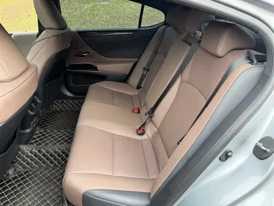 Lexus ES 2024, 19000 км, за 26381.43 USD - фото 10