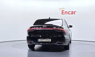 Hyundai Grandeur 2022, 87573 км, за 14832.18 USD