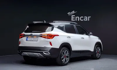 Kia Seltos 2020, 49260 км, за 12295.36 USD