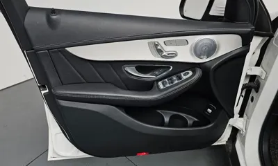 Mercedes-Benz GLC-Class 2018, 98842 км, за 18084.85 USD - фото 24