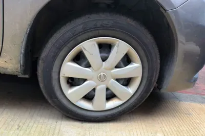 Nissan Sunny 2016, 114000 км, за 4610 USD