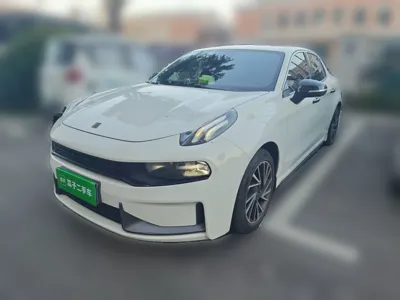 Lynk & Co 03 · 2022 год