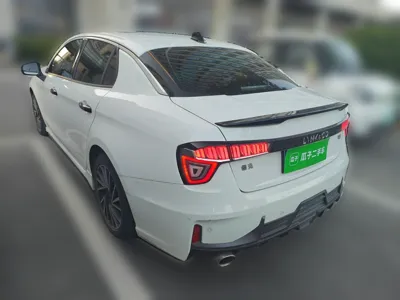 Lynk & Co 03 2022, 36500 км, за 10456 USD