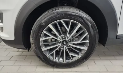 Hyundai Tucson 2019, 113090 км, за 7441.93 USD