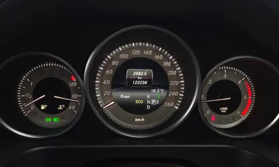 Mercedes-Benz E-Class 2015, 122234 км, за 8074.04 USD - фото 8