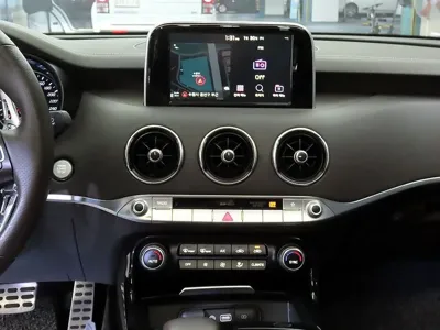 Kia Stinger 2018, 69553 км, за 10156.36 USD - фото 11