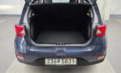 Hyundai Venue 2020, 88656 км, за 8008.4 USD - фото 14