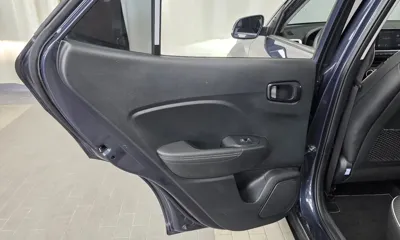 Hyundai Venue 2020, 88656 км, за 8008.4 USD - фото 25