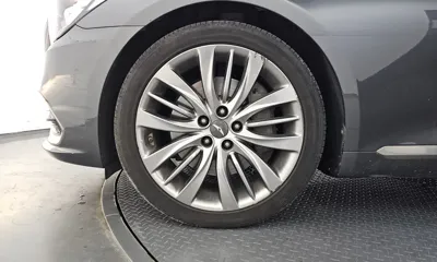 Genesis G80 2018, 63105 км, за 13846.45 USD