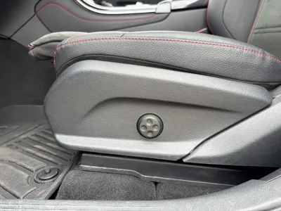 Mercedes-Benz GLC Coupe AMG 2018, 75000 км, за 25677.14 USD - фото 18