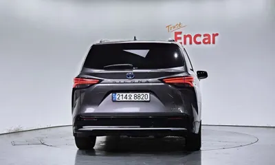 Toyota Sienna 2021, 51683 км, за 30249.83 USD