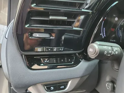 Lexus RX 2024, 61000 км, за 46884.14 USD - фото 14