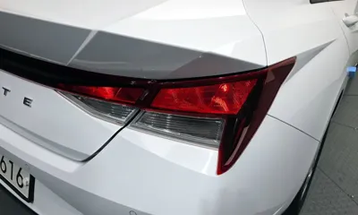 Hyundai Avante 2021, 90846 км, за 10358.31 USD - фото 23