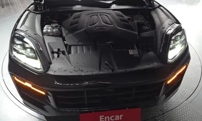 Porsche Cayenne 2024, 12727 км, за 98485.31 USD - фото 6