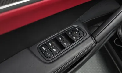 Porsche Cayenne 2024, 12727 км, за 98485.31 USD - фото 34