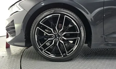 Kia K5 2021, 26080 км, за 15621.53 USD