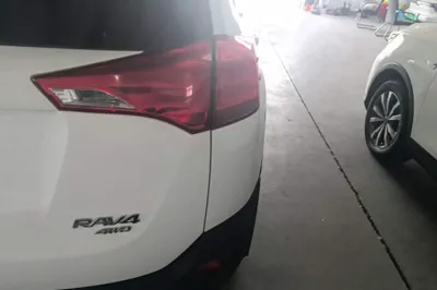 Toyota RAV4 2013, 163100 км, за 8861 USD - фото 9