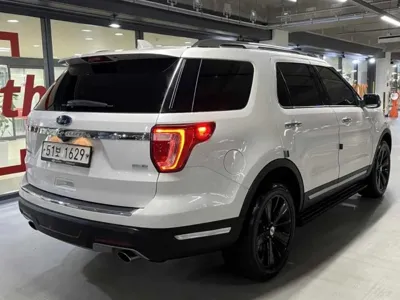Ford Explorer 2019, 120375 км, за 9035.95 USD