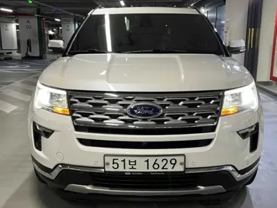 Ford Explorer 2019, 120375 км, за 9035.95 USD