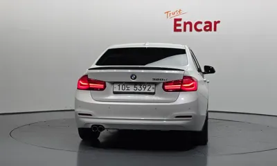 BMW 3-Series 2018, 161261 км, за 7877.12 USD