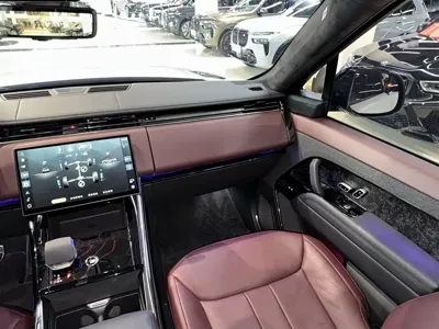 Land Rover Sport 2025, 10000 км, за 129279.42 USD - фото 25