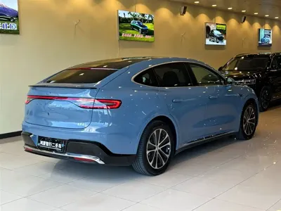 智界 Zhijie R7 2025, 9000 км, за 33554.85 USD