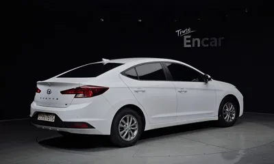 Hyundai Avante 2020, 62615 км, за 8391.15 USD