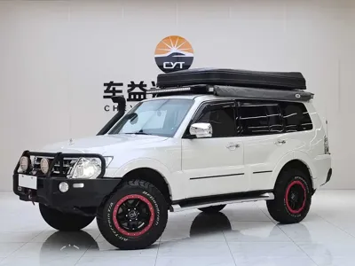 Mitsubishi Pajero (Import) · 2019 год