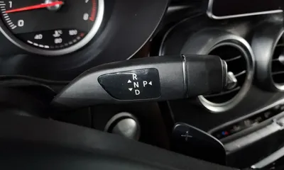 Mercedes-Benz GLC-Class 2019, 103172 км, за 16607.59 USD - фото 9