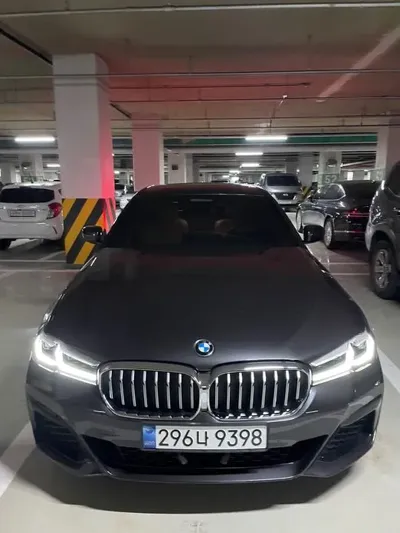 BMW 5-Series · 2021 год