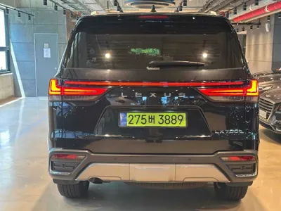 Lexus LX 2025, 14672 км, за 138440.33 USD