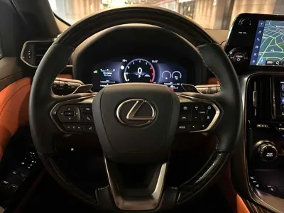 Lexus LX 2025, 14672 км, за 137394.21 USD - фото 14
