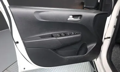 Kia Morning 2023, 53806 км, за 7930.83 USD - фото 24