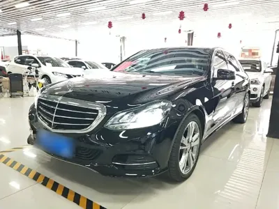 Mercedes-Benz E-Class 2015, 158000 км, за 11433.18 USD