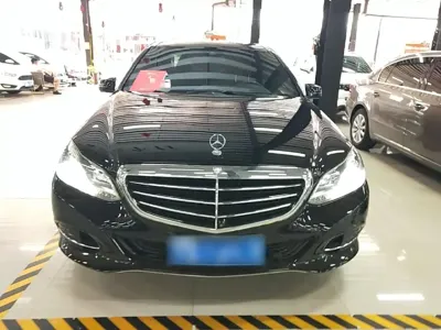 Mercedes-Benz E-Class 2015, 158000 км, за 11433.18 USD