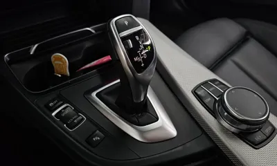 BMW 3-Series 2017, 111449 км, за 10043.32 USD - фото 9