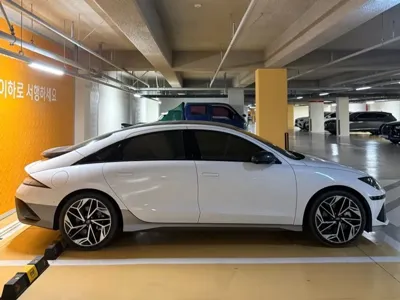 Hyundai Ioniq6 2023, 42000 км, за 22084.7 USD