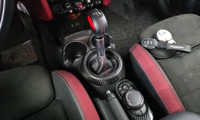 MINI Cooper 2018, 55775 км, за 12703.59 USD - фото 9
