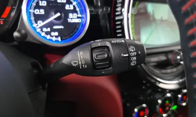 MINI Cooper 2018, 55775 км, за 12703.59 USD - фото 29