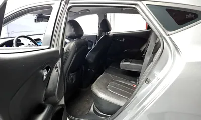 Hyundai Tucson 2012, 146281 км, за 3172.93 USD - фото 11