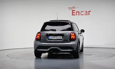 MINI Cooper 2022, 23850 км, за 16771.91 USD