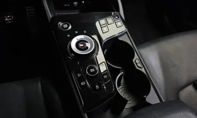 Kia Sportage 2023, 59102 км, за 17172.12 USD - фото 9