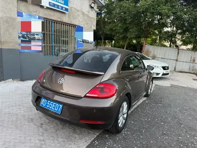 Volkswagen Beetle 2014, 90000 км, за 7327.7 USD