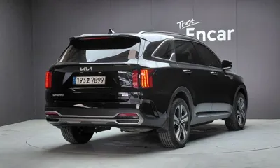 Kia Sorento 2023, 118658 км, за 16612.39 USD