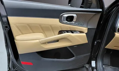 Kia Sorento 2023, 118658 км, за 16612.39 USD - фото 24