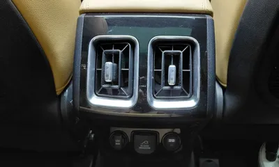 Kia Sorento 2023, 118658 км, за 16612.39 USD - фото 32