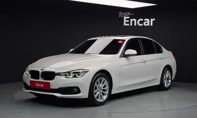 BMW 3-Series · 2018 год