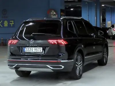 Volkswagen Tiguan 2023, 52176 км, за 19307.02 USD