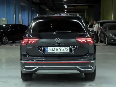 Volkswagen Tiguan 2023, 52176 км, за 19307.02 USD